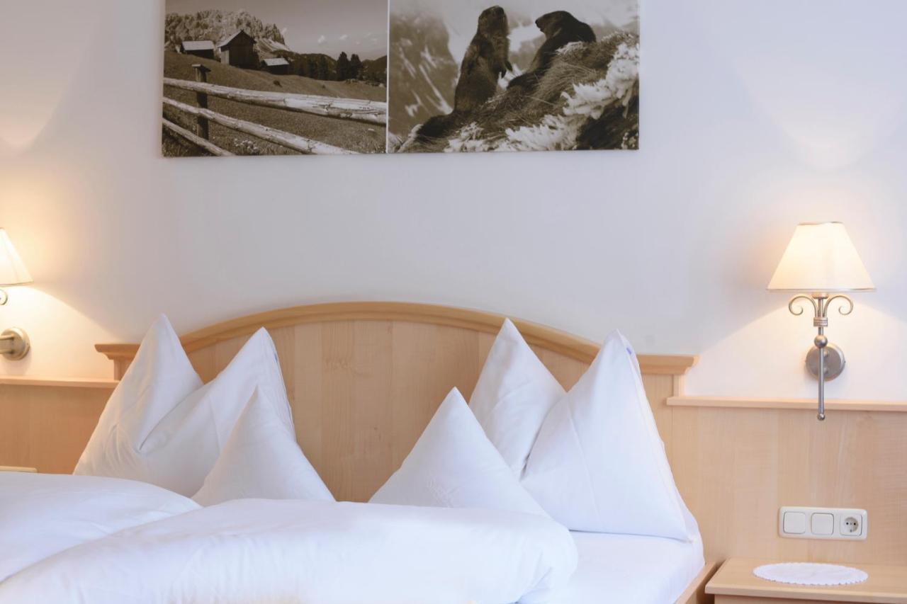 Hotel Silbertal Szoba fotó