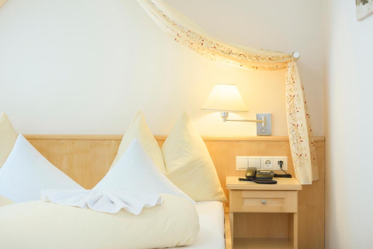 Hotel Silbertal Szoba fotó
