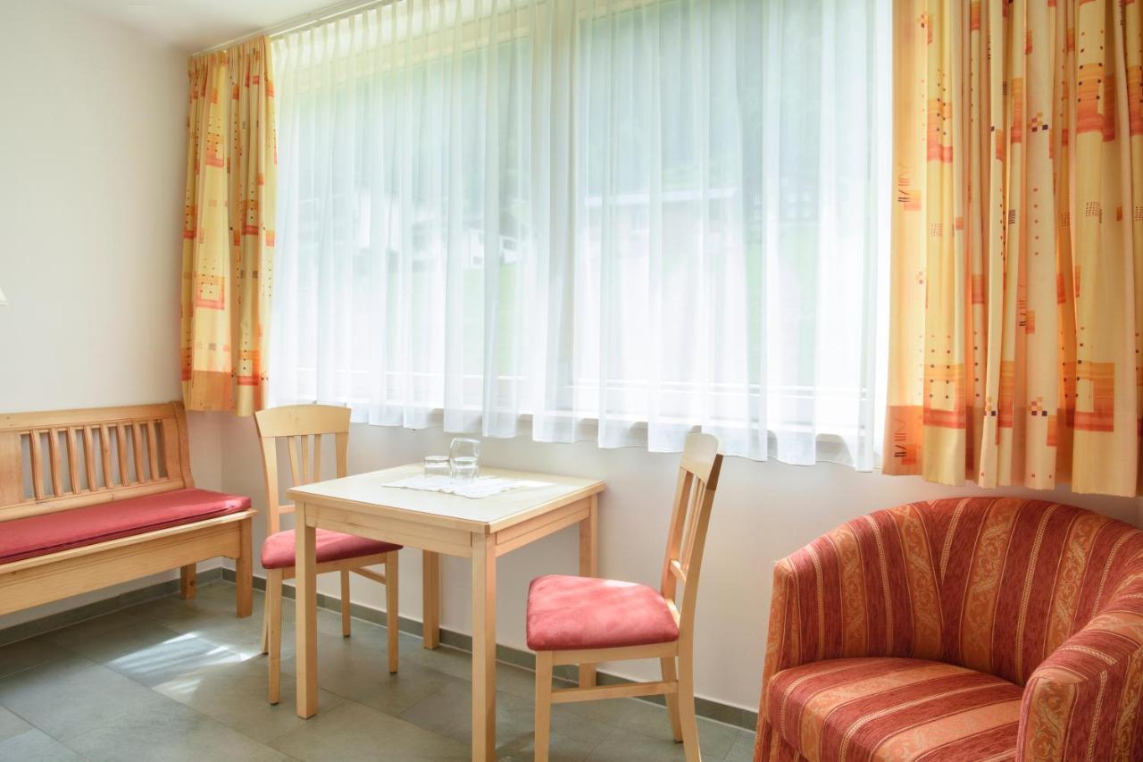 Hotel Silbertal Szoba fotó